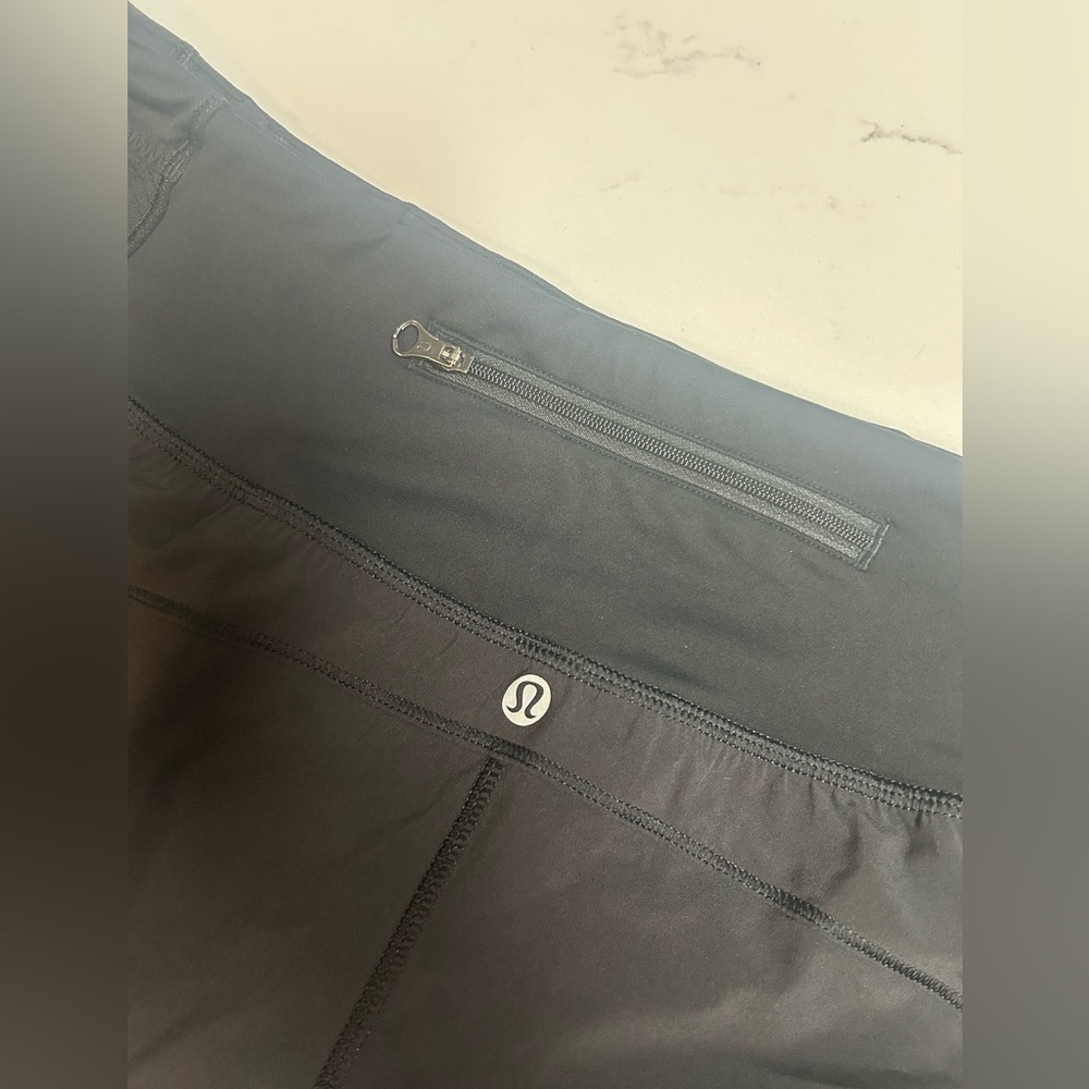 Lululemon Performance Running Split Shorts Size L… - image 5